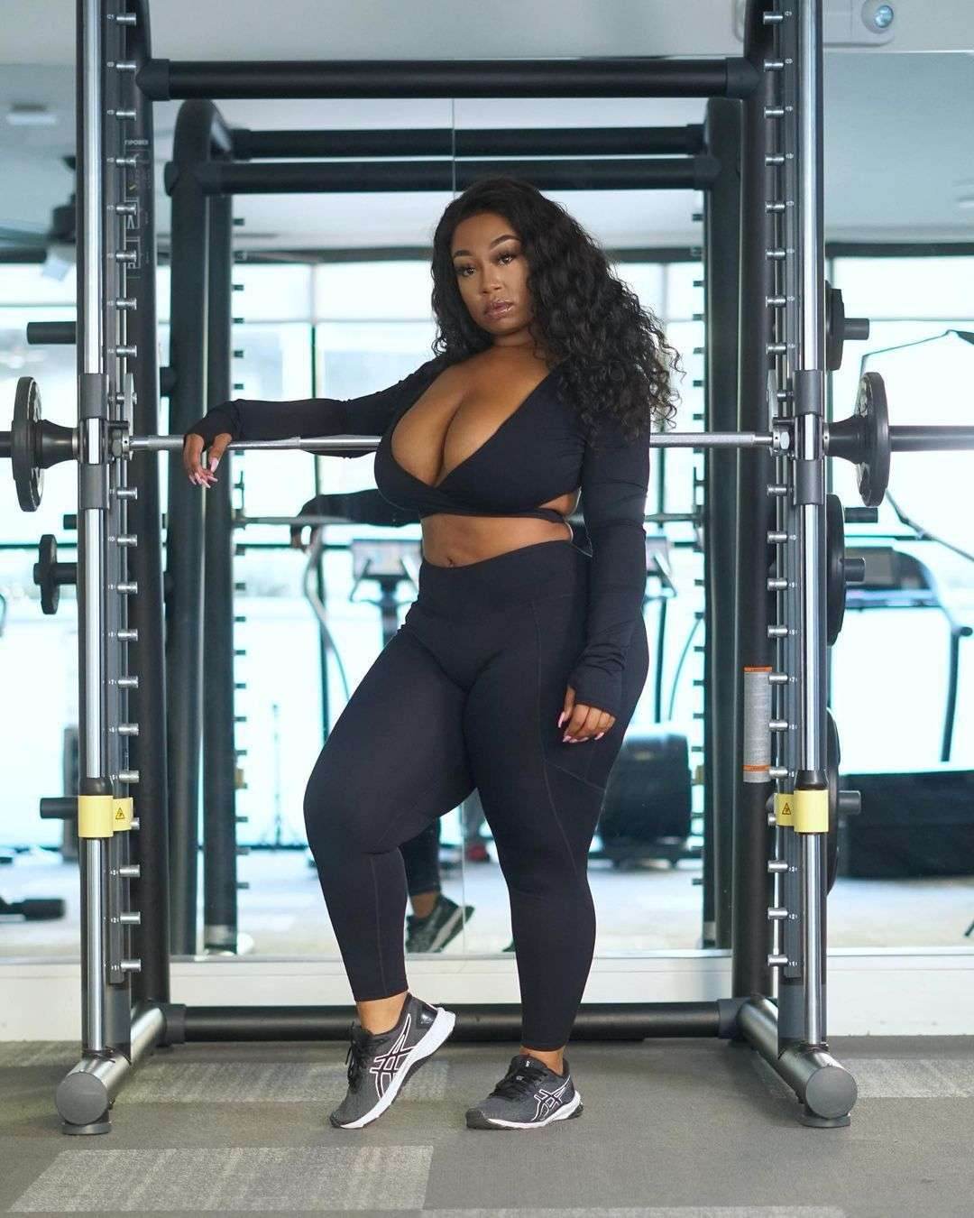 Breathable Plus-Size Yoga &amp; Fitness Set - Ultim8 Designs 4 U