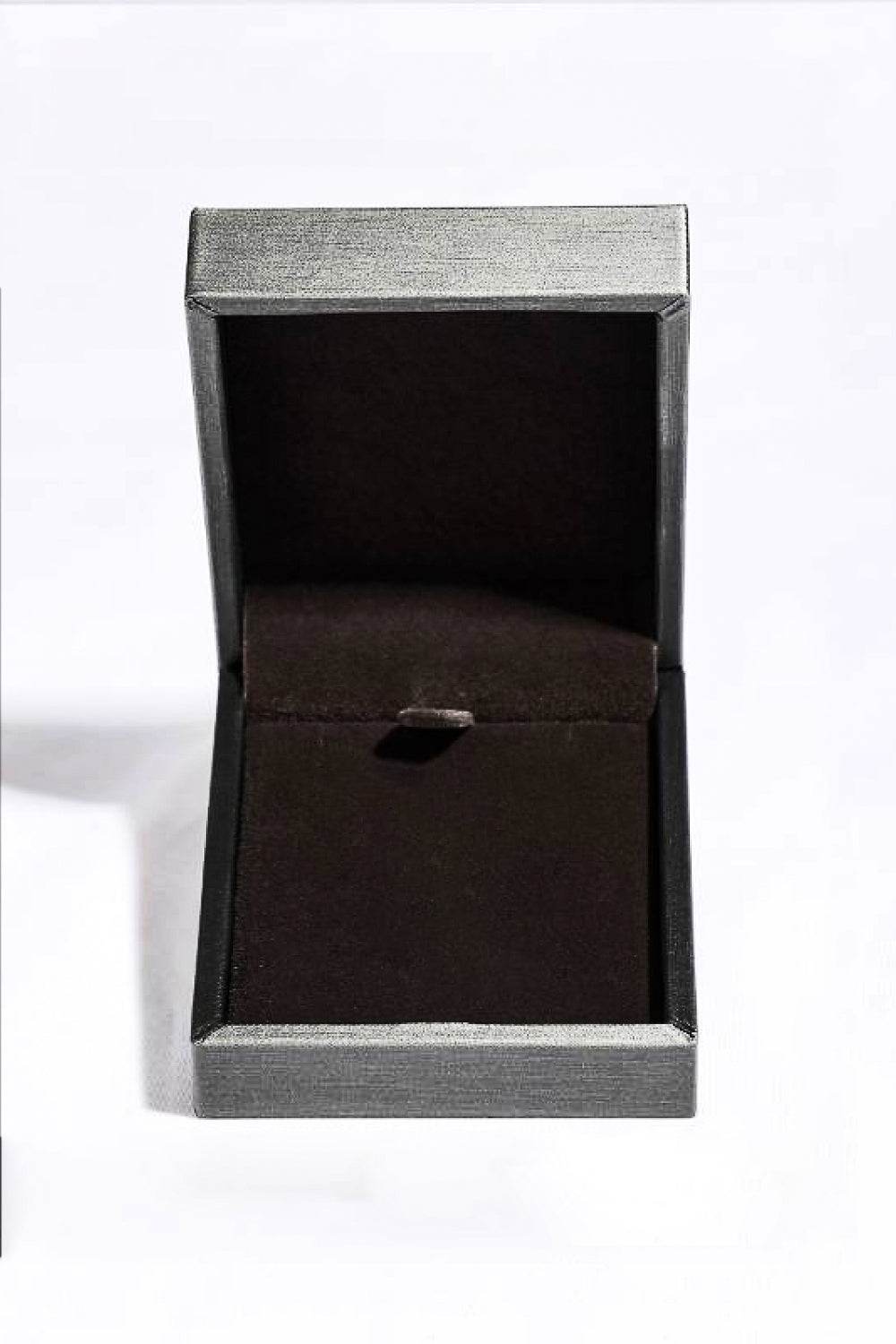 925 Sterling Silver Moissanite Pendant Necklace - Ultim8 Designs 4 U