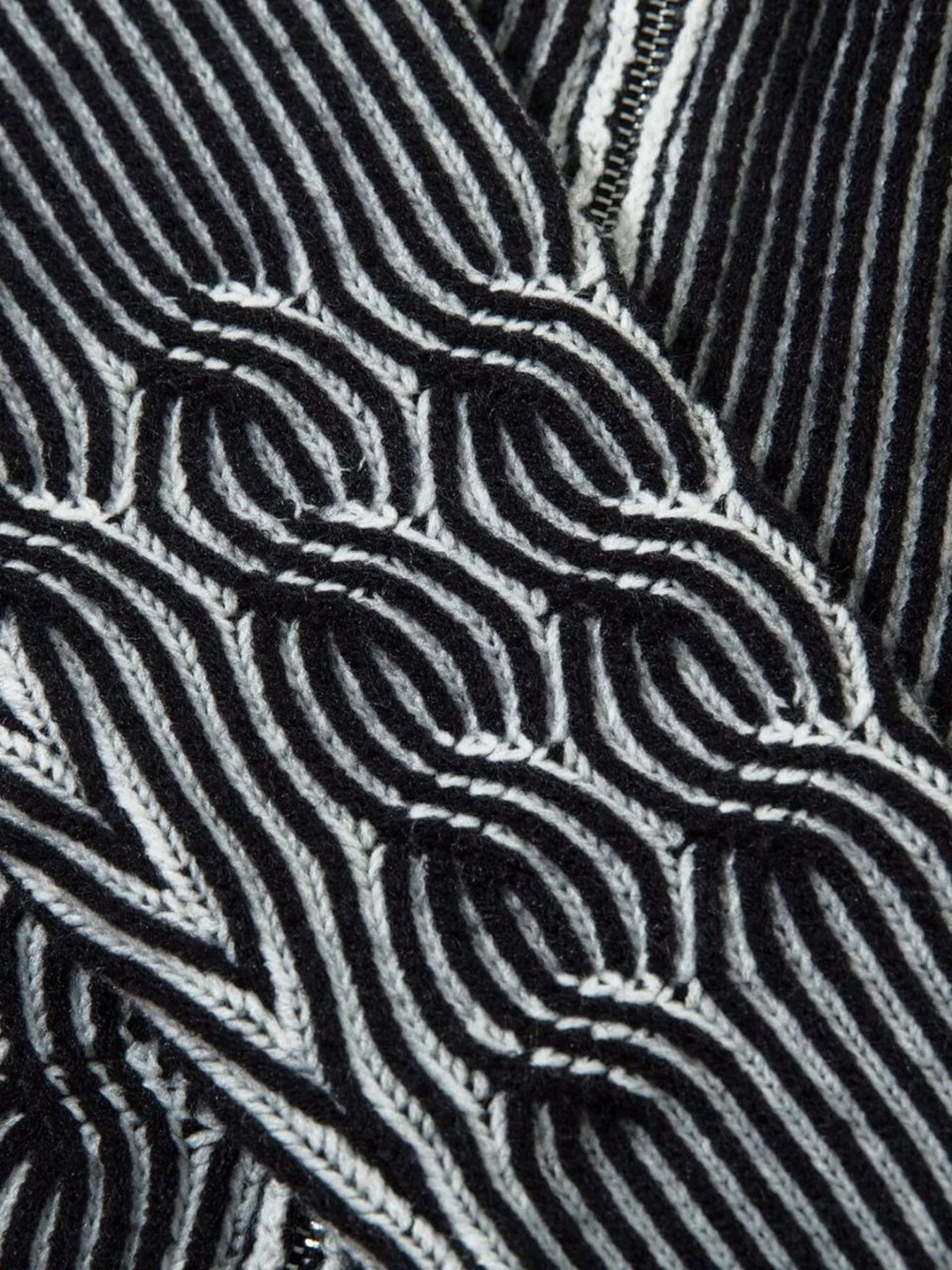 8b5c45ab5095482db30b369d4c0f36c6-Max-Origin