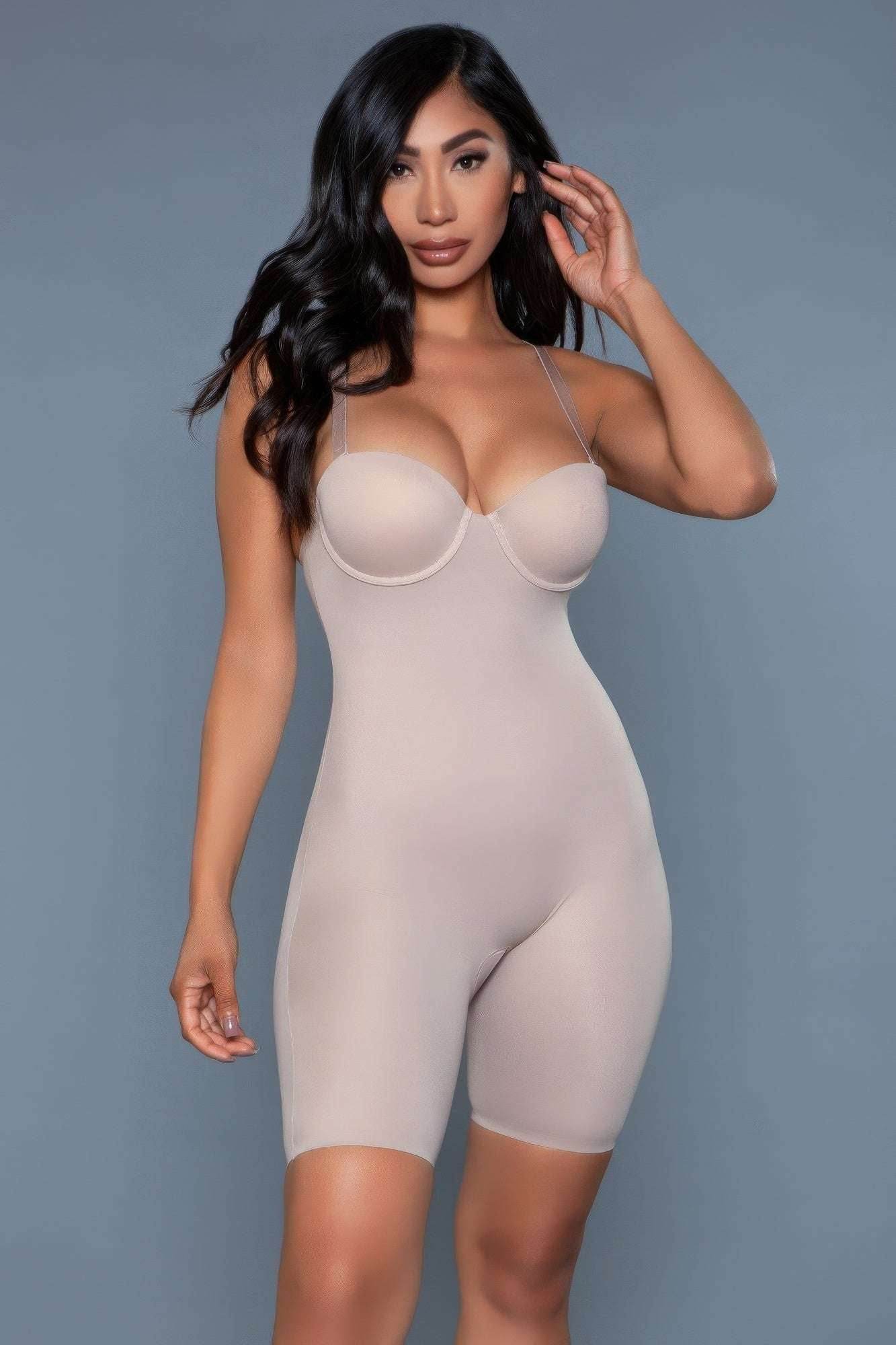 Sculpt & Smooth: The Ultimate Structured Seamless Bodyshaper - Ultim8 Designs 4 U