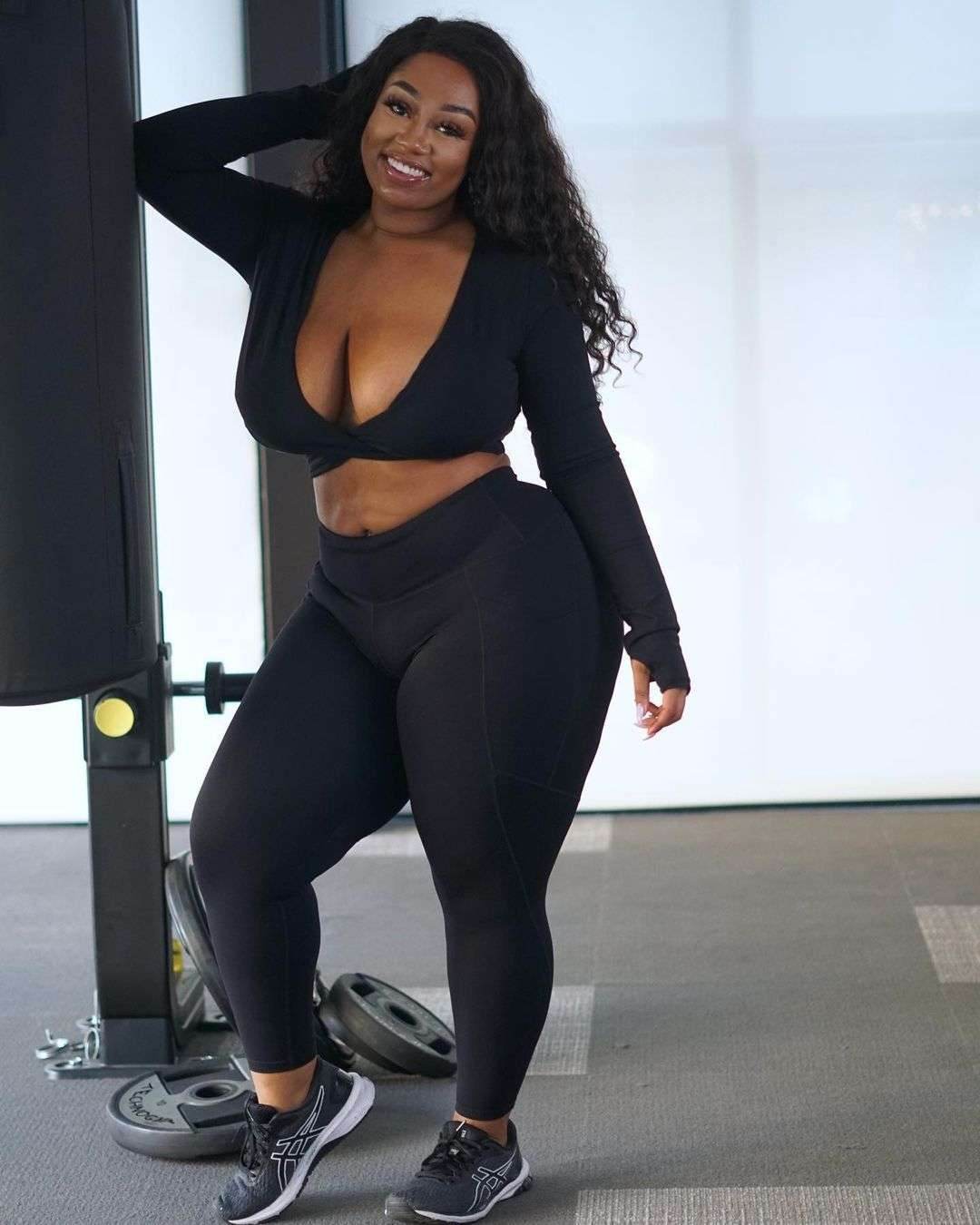 Breathable Plus-Size Yoga &amp; Fitness Set - Ultim8 Designs 4 U