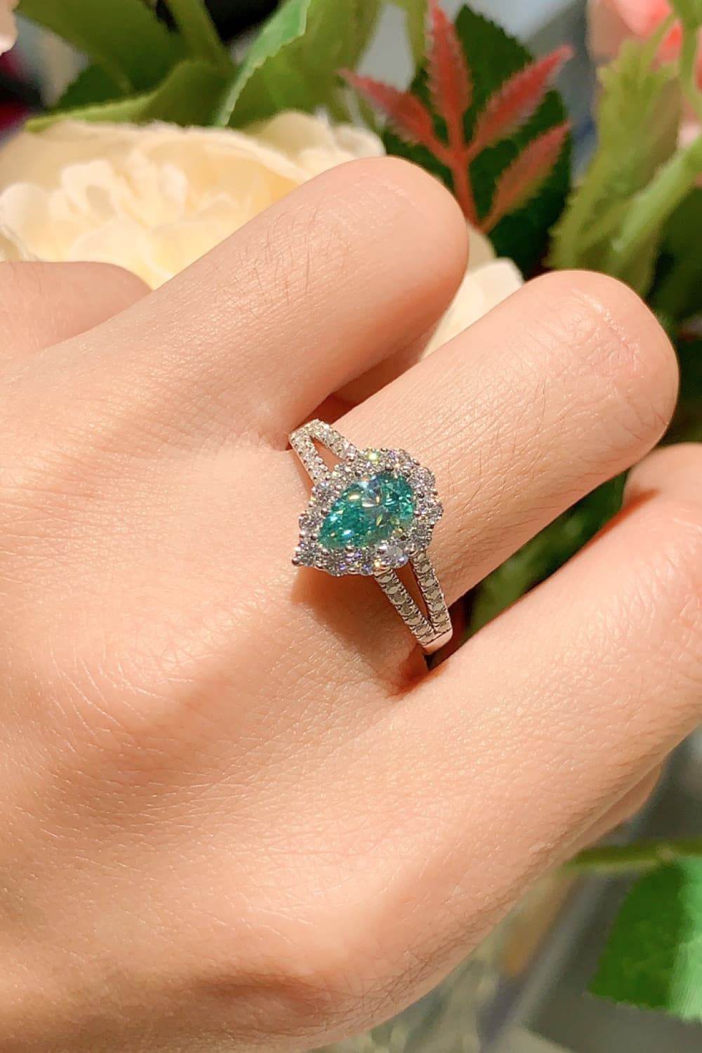 1 Carat Moissanite 925 Sterling Silver Ring - Ultim8 Designs 4 U